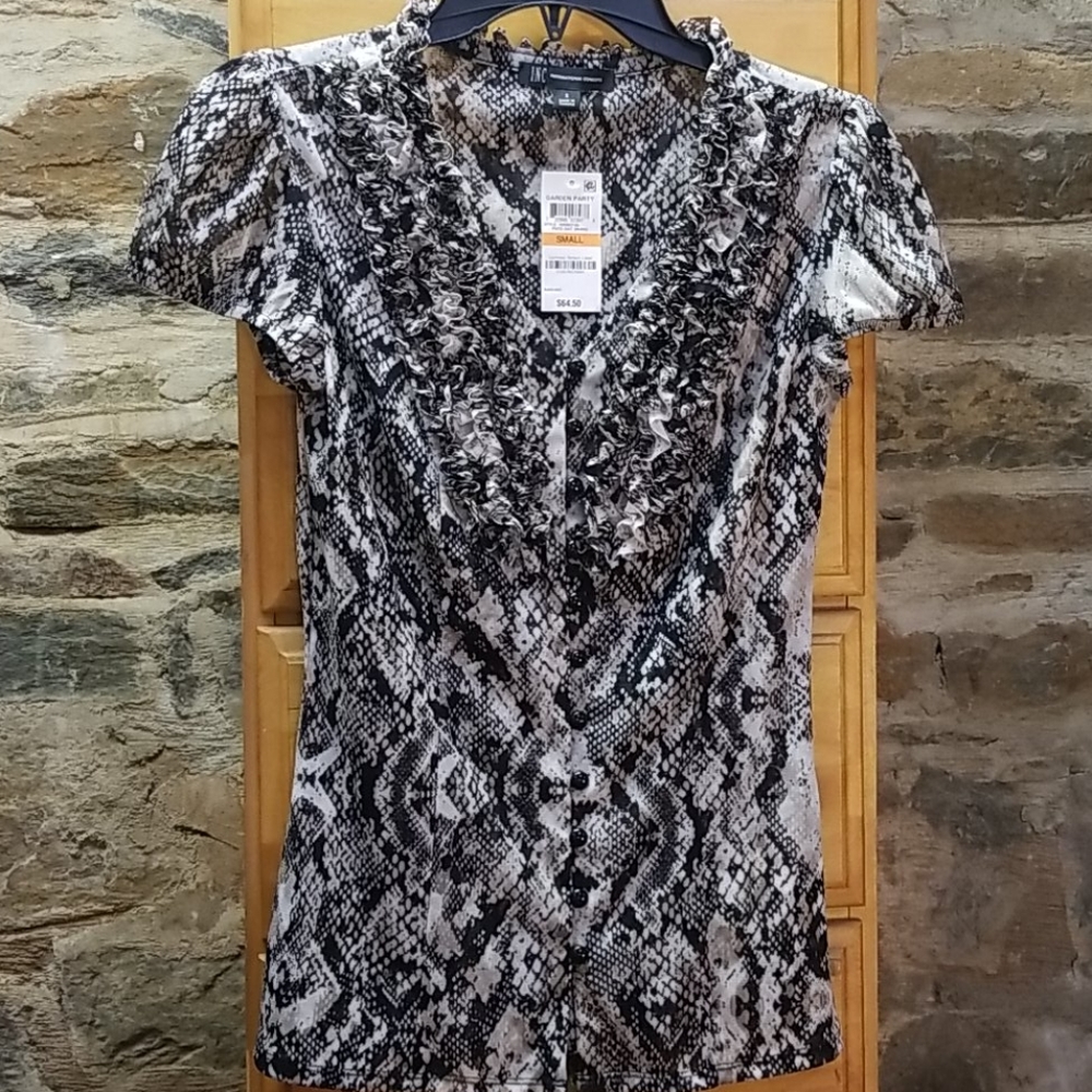 New I.N.C.Black,White & Tan Button Down Top
